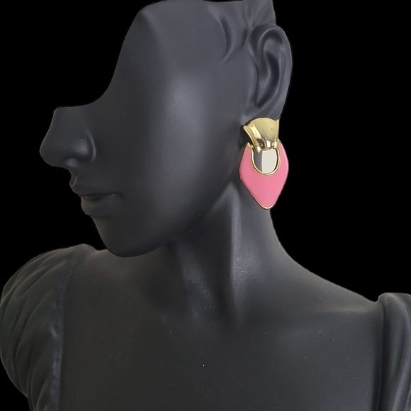 Vintage 80s Pink Enamel Goldtone Setting Door Knocker Earrings - Picture 1 of 7
